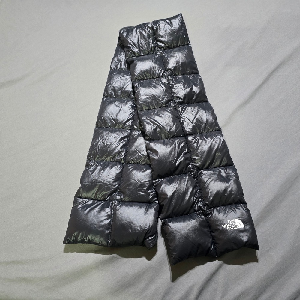 The North Face City Voyager Scarf OS Black Shiny Puffer Down Quilted NF0A3FGE
